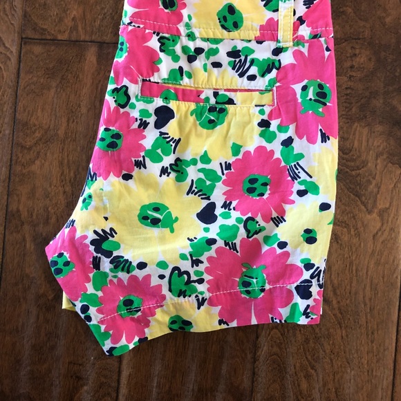 Lilly Pulitzer Shorts Size 00 - Picture 3 of 5